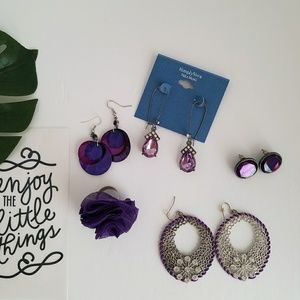 Purple bundle of jewlery